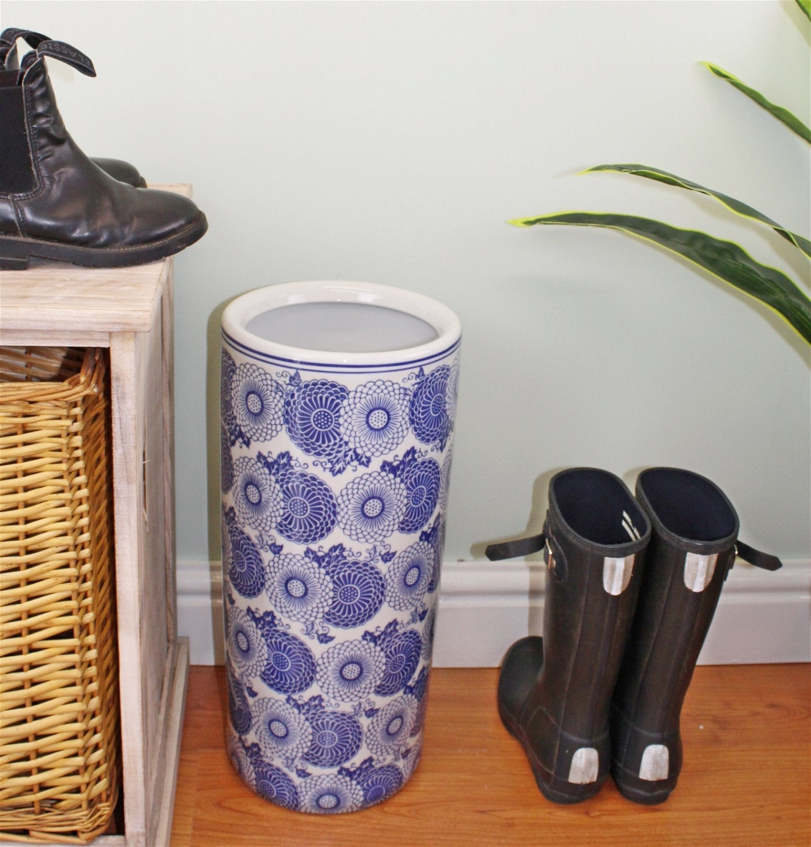 Umbrella Stand, Vintage Blue & White Marigold Design-1