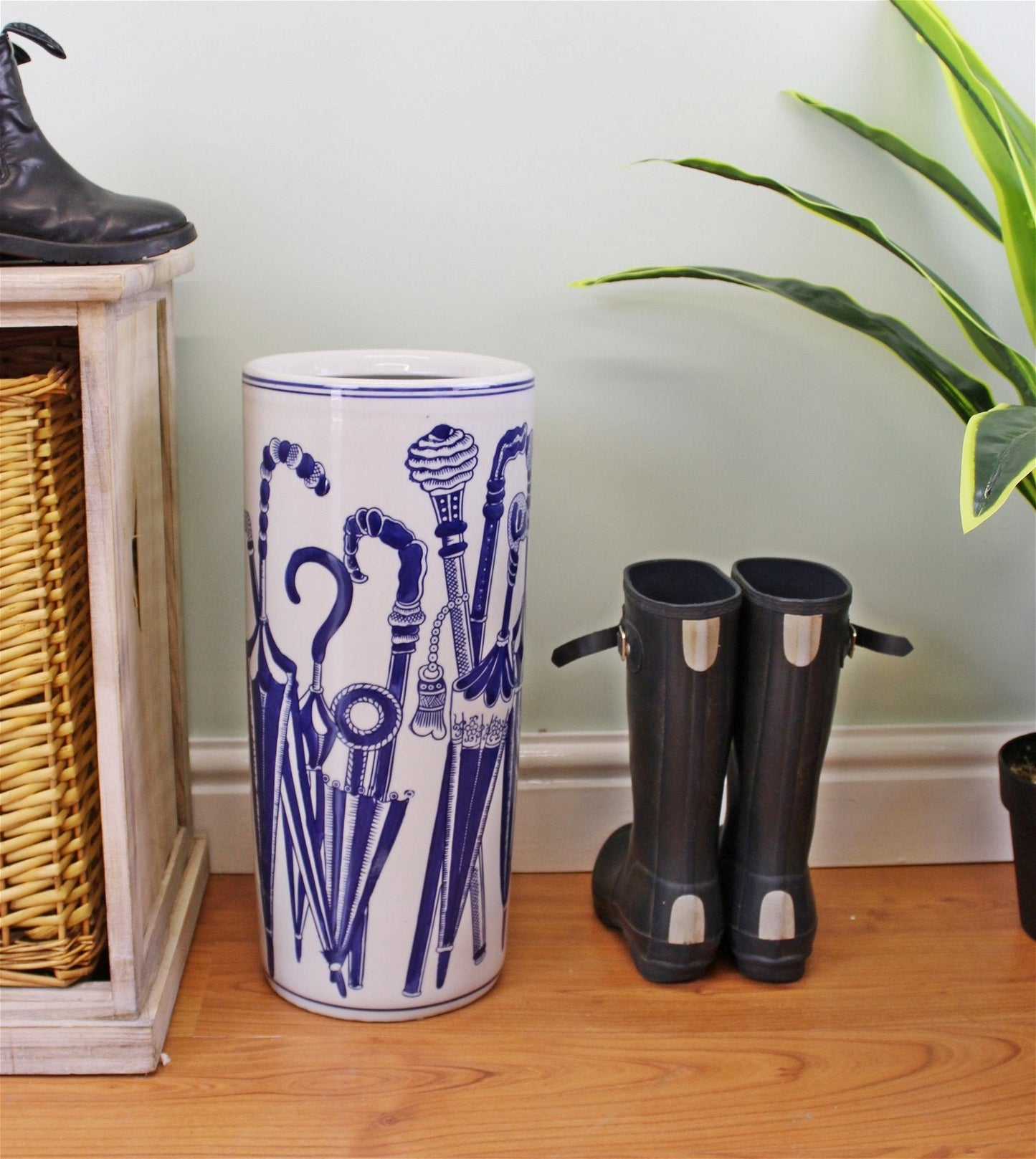 Umbrella Stand, Vintage Blue & White Umbrellas Design-1