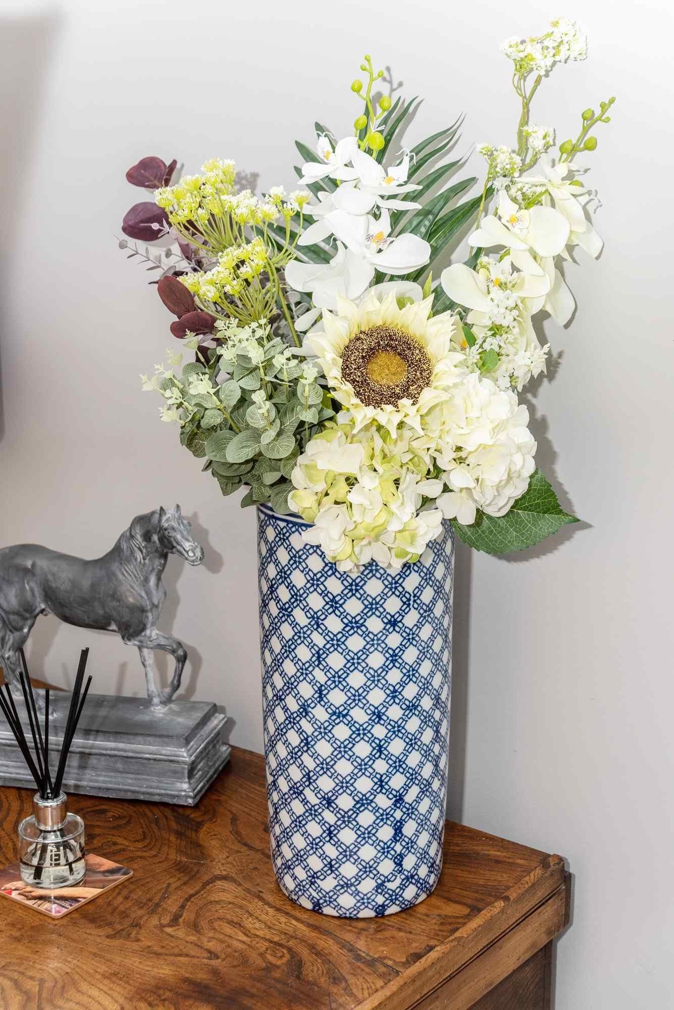 Daisy Chain Blue & White Floral Umbrella Stand-3