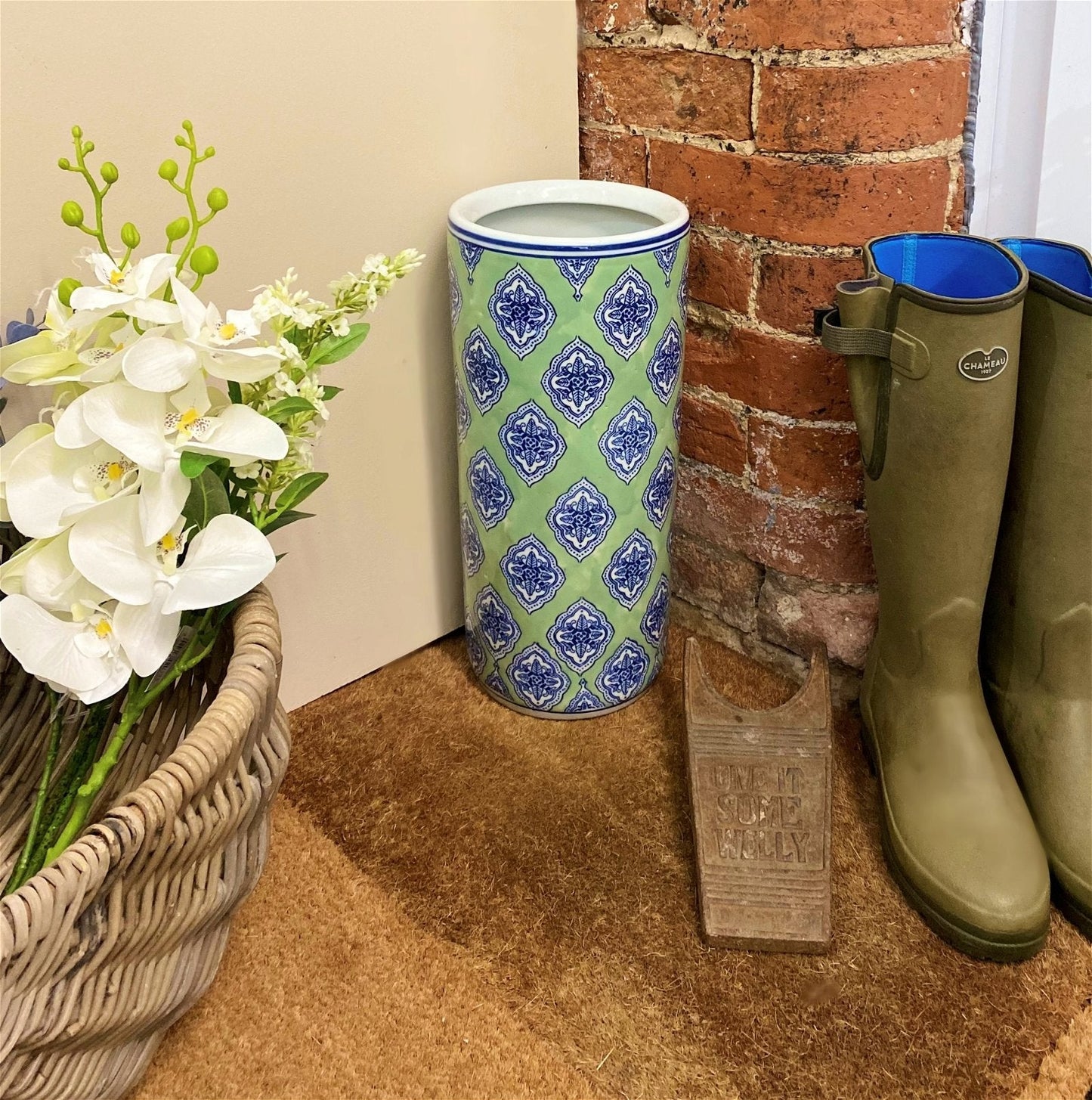 Green and White Diamond Print Umbrella Stand-3