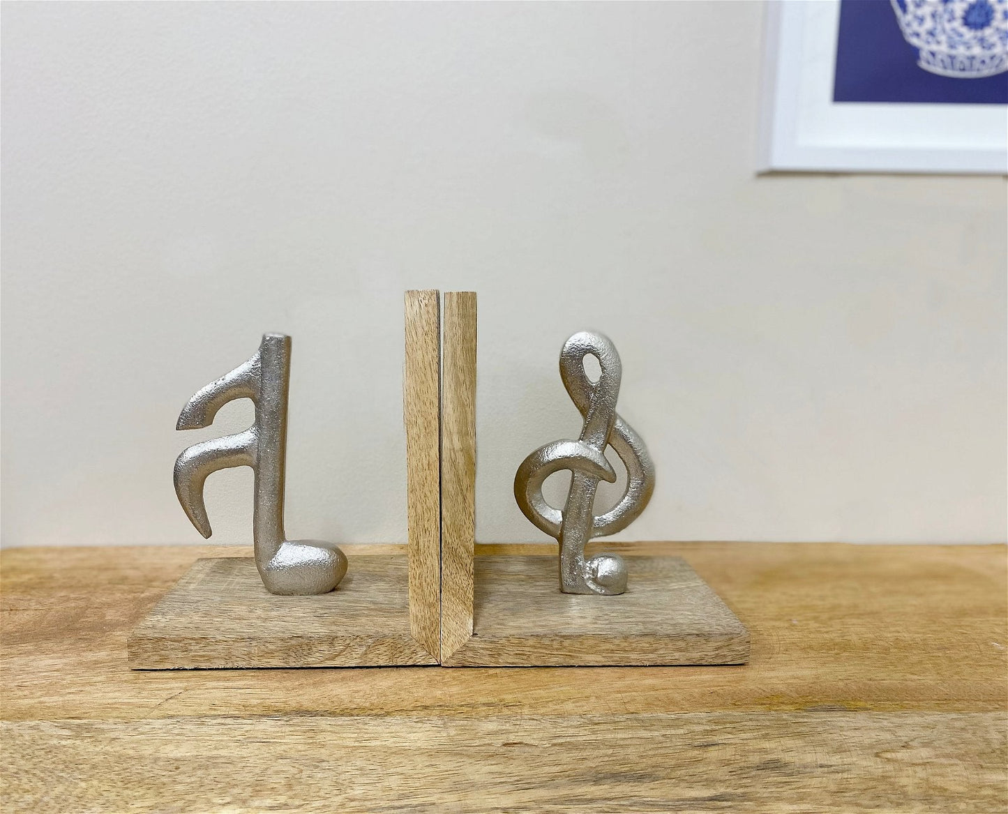 Set of Two Musical Note Bookends-3