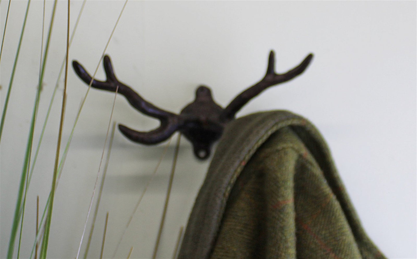 Rustic Cast Iron Wall Hooks, Stag Antlers, Small-2