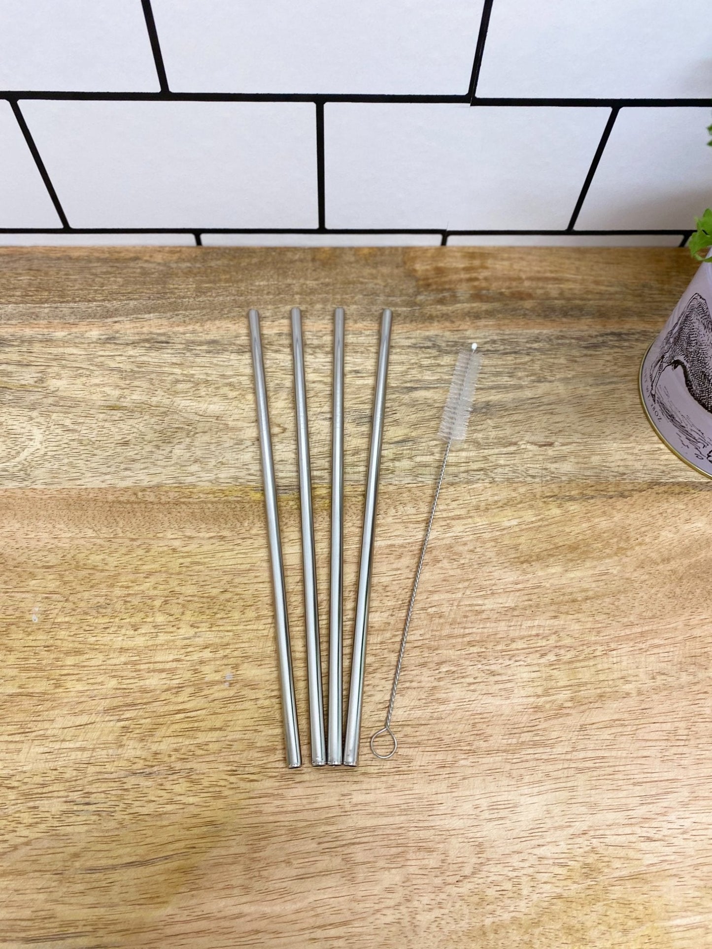 Set of Four Reusable Stainless Straws with Cleaning Brush-1