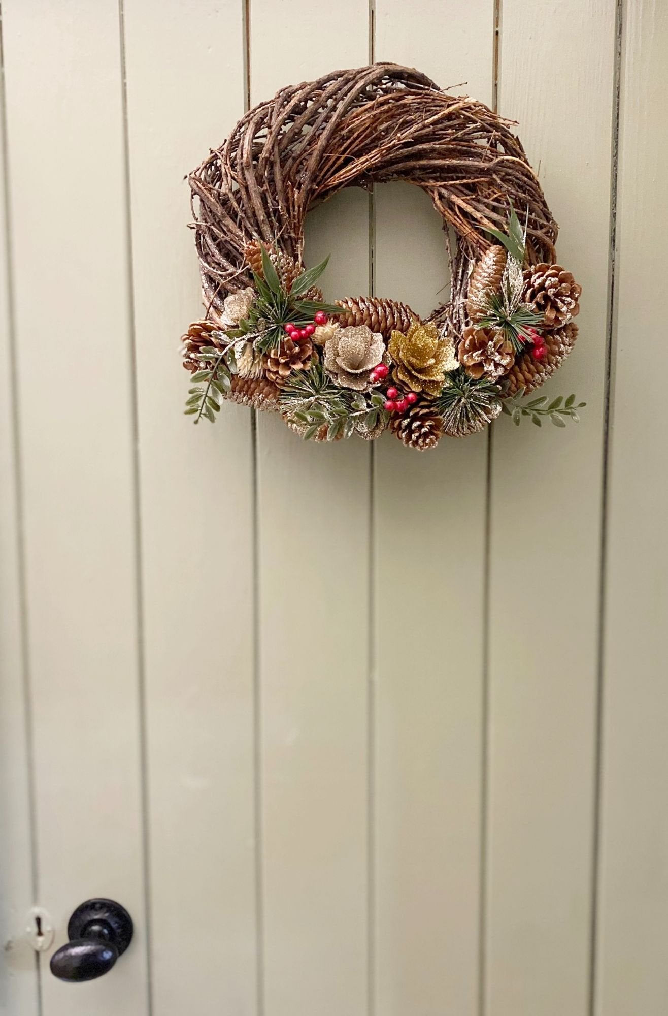 Twisted Pine & Berry Botanical Christmas Wreath 35cm-2