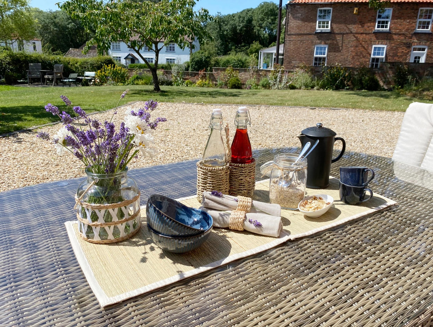 Set of Four Woven Grass Place Mats-3