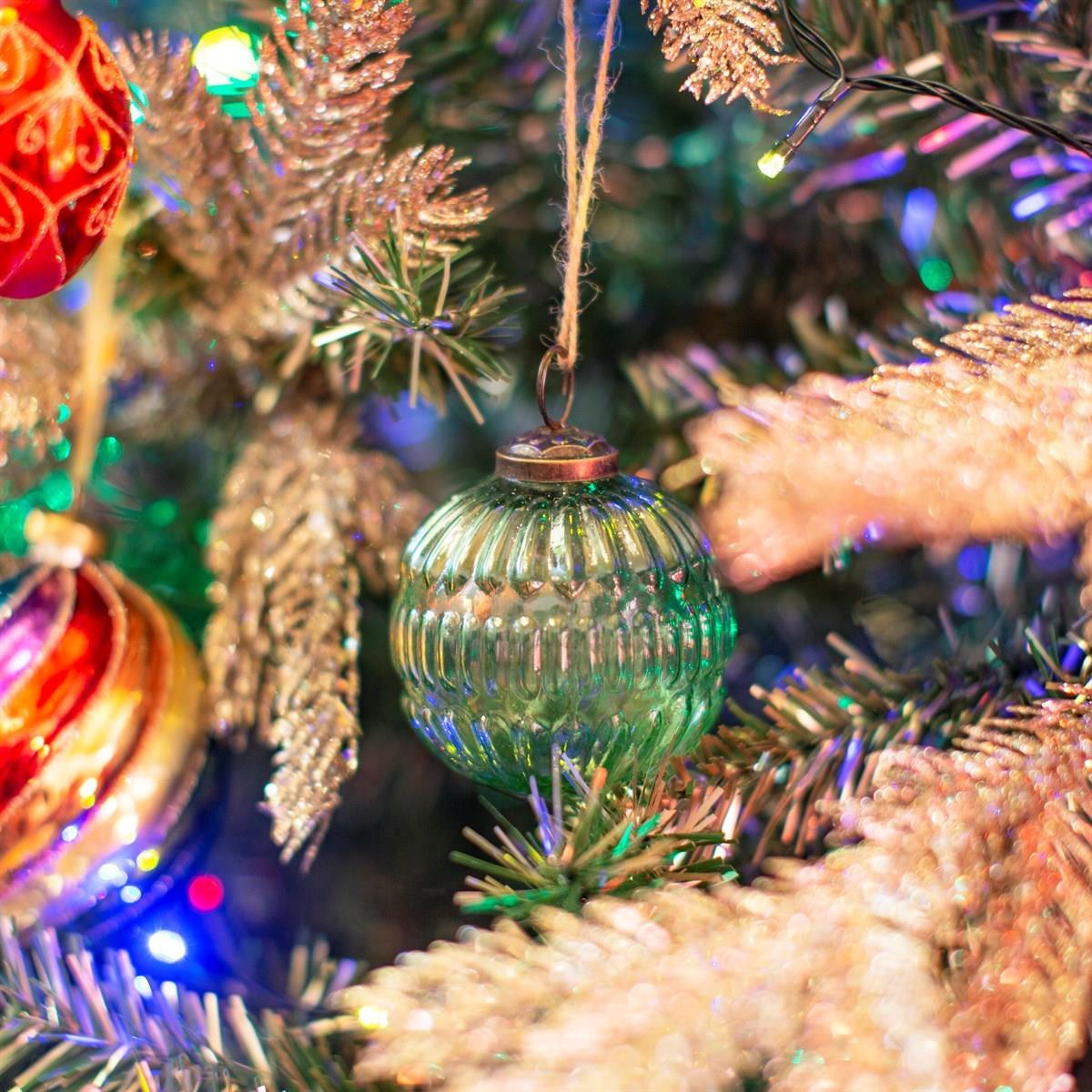 Green Recycled Glass Grooved Bauble-1